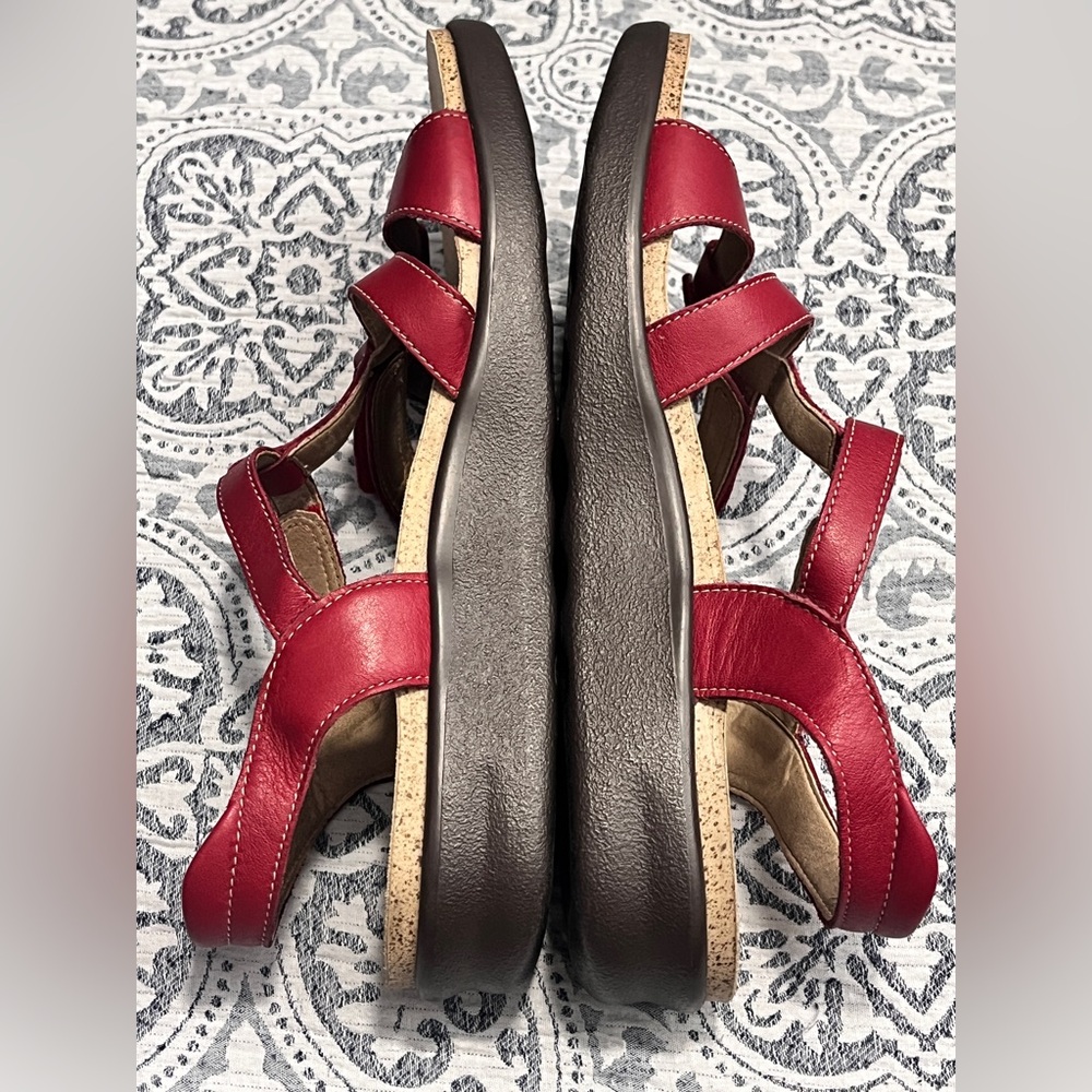 SAS Sorrento - T-Strap Red Leather Sandal size 10 - Picture 8 of 10